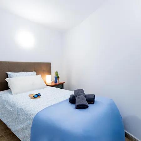 1H Mediterran Flores Apartment