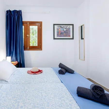 1h. Cozy Flores With Pool Costa Adeje (Tenerife)