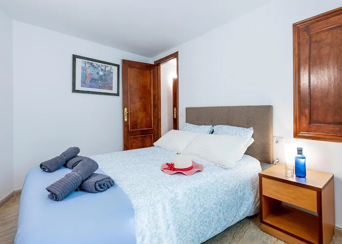 Lägenhet 1h. Cozy Flores With Pool