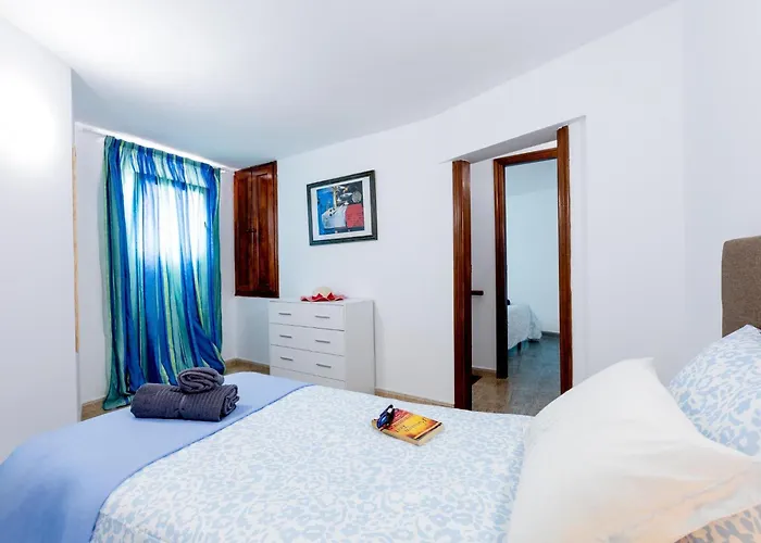 1h. Cozy Flores With Pool Costa Adeje (Tenerife)