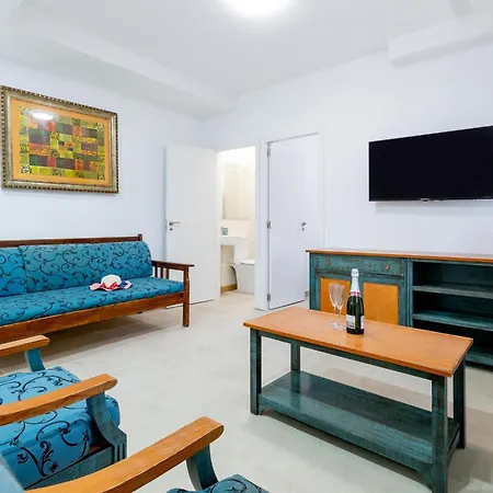 1h. Cozy Flores With Pool *